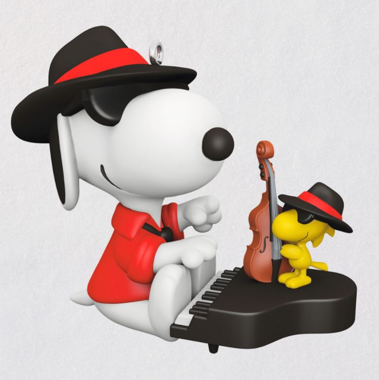 2022 Jazzy, Snazzy Friends - Spotlight on Snoopy 25th - Peanuts